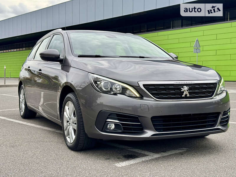 Универсал Peugeot 308 2020 в Киеве