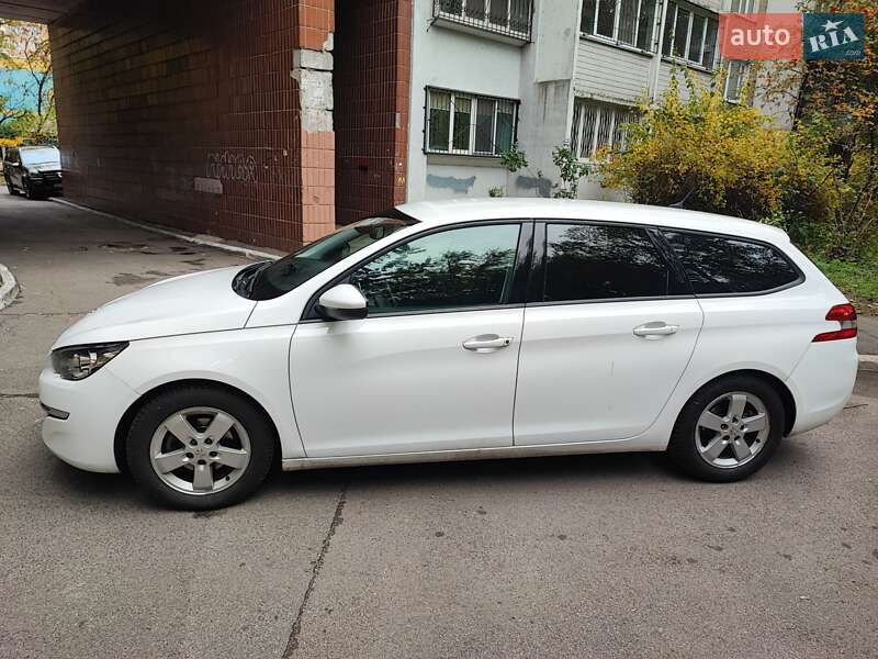 Універсал Peugeot 308 2015 в Києві
