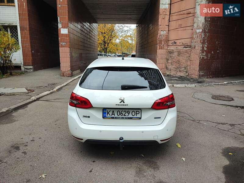 Універсал Peugeot 308 2015 в Києві