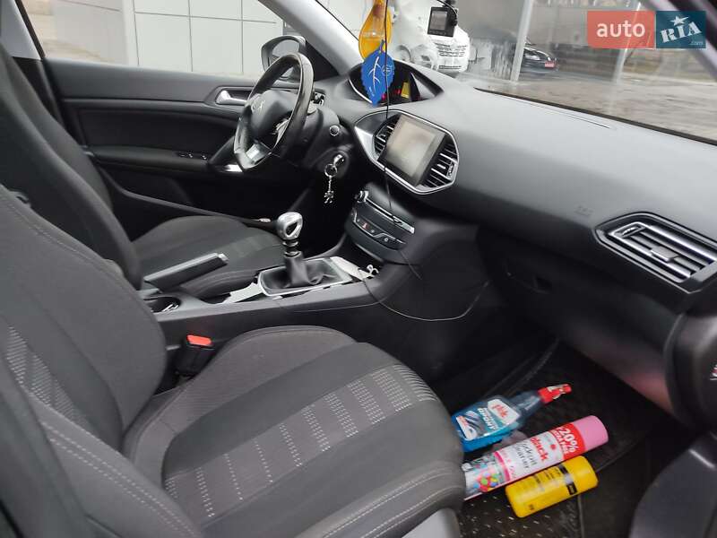 Універсал Peugeot 308 2015 в Горохові фото 14 Універсал Peugeot 308 2015 в Горохові