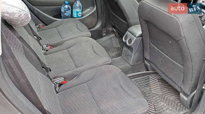 Универсал Peugeot 308 2010 в Днепре