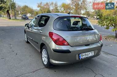 Хэтчбек Peugeot 308 2011 в Николаеве