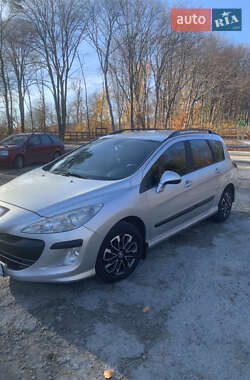 Універсал Peugeot 308 2010 в Бережанах