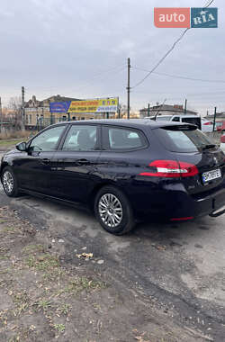 Универсал Peugeot 308 2015 в Сумах