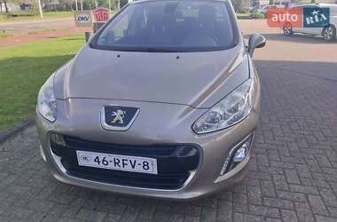 Універсал Peugeot 308 2011 в Кам'янець-Подільському