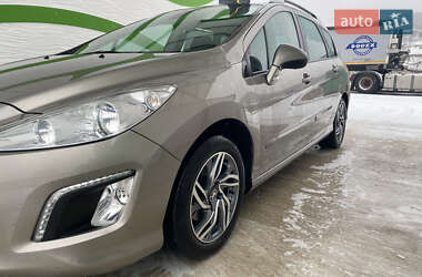 Универсал Peugeot 308 2011 в Бережанах