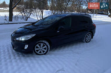 Универсал Peugeot 308 2010 в Хмельницком