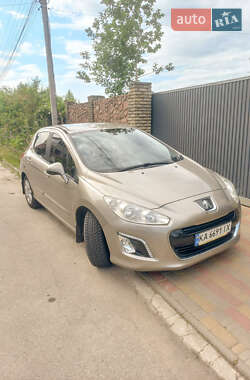 Хэтчбек Peugeot 308 2011 в Киеве