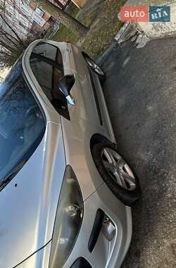 Хэтчбек Peugeot 308 2008 в 