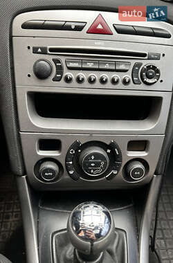 Хэтчбек Peugeot 308 2008 в 