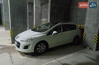 Универсал Peugeot 308 2013 в Львове