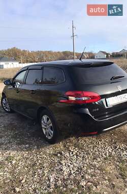 Универсал Peugeot 308 2015 в 