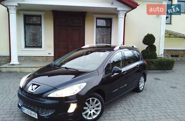 Универсал Peugeot 308 2010 в Городке