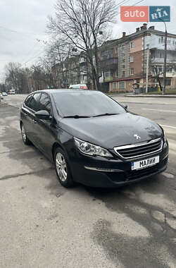 Універсал Peugeot 308 2015 в Старій Синяві