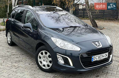 Хэтчбек Peugeot 308 2012 в Стрые