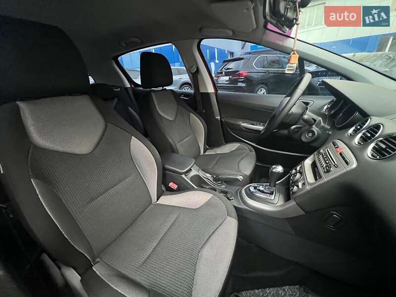 Хэтчбек Peugeot 308 2010 в Одессе