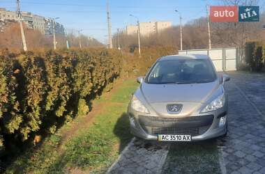 Хэтчбек Peugeot 308 2008 в Луцке