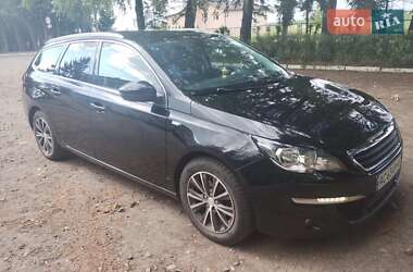 Универсал Peugeot 308 2015 в Владимире