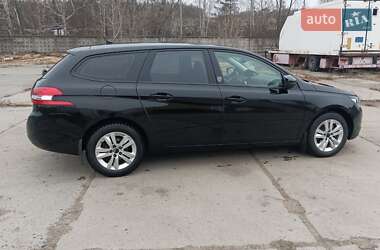 Универсал Peugeot 308 2017 в 