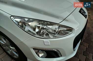 Хетчбек Peugeot 308 2012 в Охтирці