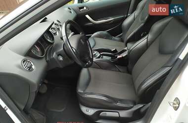 Хетчбек Peugeot 308 2012 в Охтирці