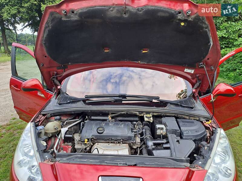 Хэтчбек Peugeot 308 2011 в Киеве фото 21 Хэтчбек Peugeot 308 2011 в Киеве