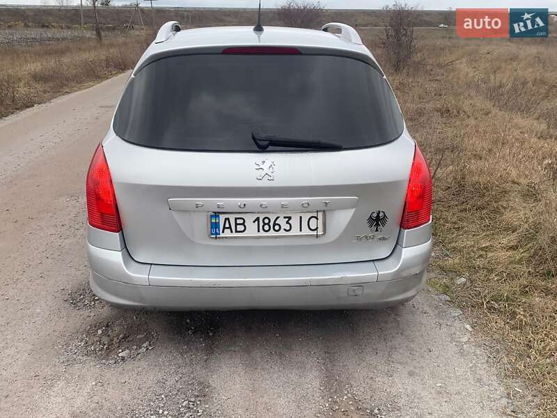 Универсал Peugeot 308 2010 в Иванове