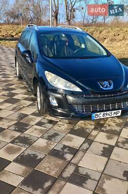 Универсал Peugeot 308 2009 в Новом Калинове