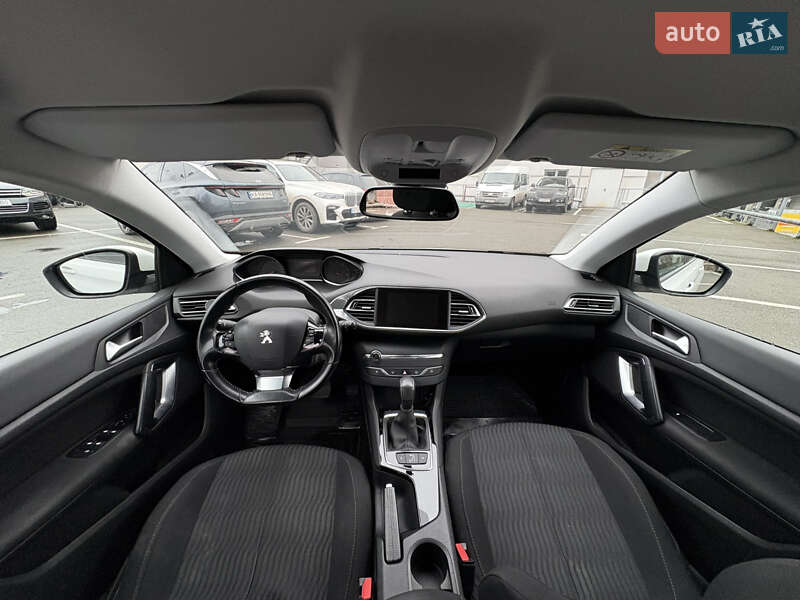 Универсал Peugeot 308 2016 в Киеве