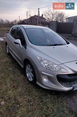 Хетчбек Peugeot 308 2007 в Рівному