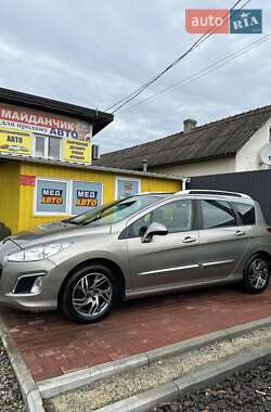 Універсал Peugeot 308 2011 в Бережанах