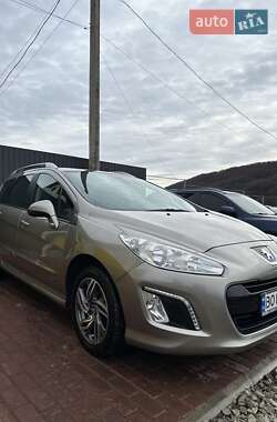 Універсал Peugeot 308 2011 в Бережанах