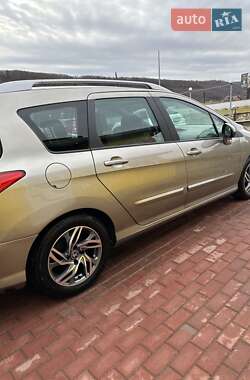 Універсал Peugeot 308 2011 в Бережанах