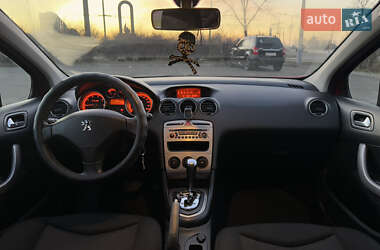 Хетчбек Peugeot 308 2010 в Кривому Розі