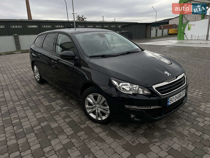 Універсал Peugeot 308 2015 в Бережанах