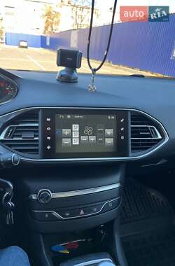 Універсал Peugeot 308 2014 в Калуші