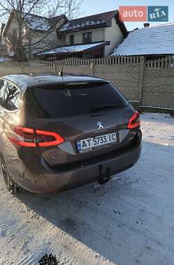 Універсал Peugeot 308 2014 в Коломиї