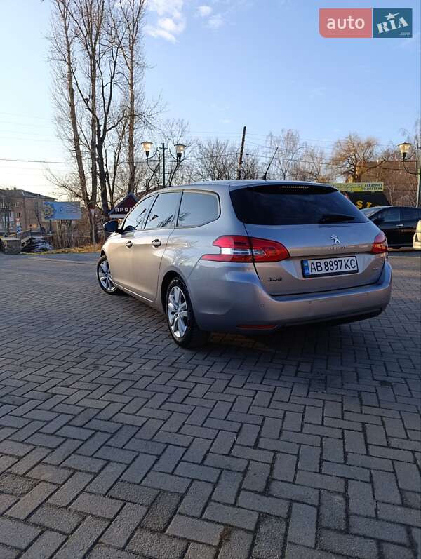 Универсал Peugeot 308 2015 в Могилев-Подольске