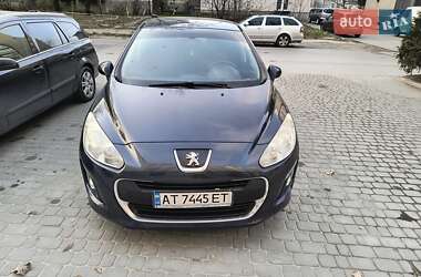 Хетчбек Peugeot 308 2012 в Івано-Франківську