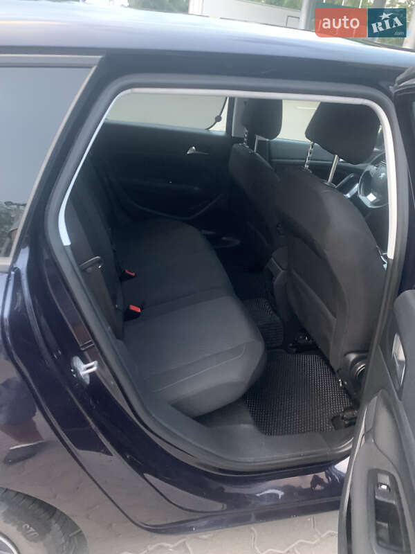 Універсал Peugeot 308 2017 в Рівному