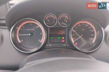 Универсал Peugeot 308 2011 в 