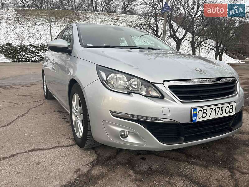 Peugeot 308 2015 Peugeot 308 2015