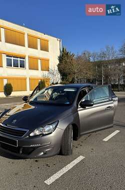 Універсал Peugeot 308 2016 в Долині