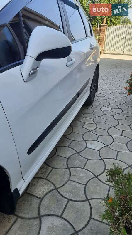 Універсал Peugeot 308 2012 в Охтирці