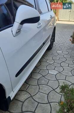 Универсал Peugeot 308 2012 в 