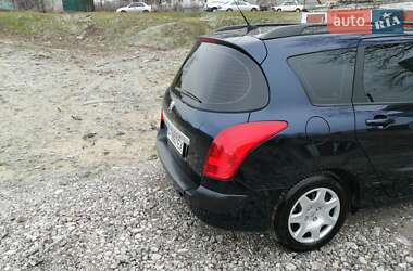 Универсал Peugeot 308 2011 в 