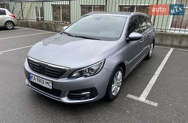 Универсал Peugeot 308 2017 в Киеве