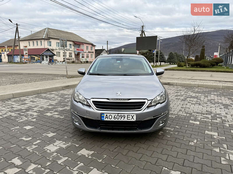 Peugeot 308 2015