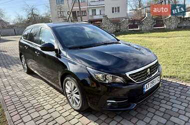 Універсал Peugeot 308 2017 в Калуші