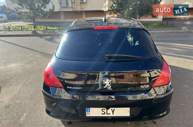 Хэтчбек Peugeot 308 2010 в 